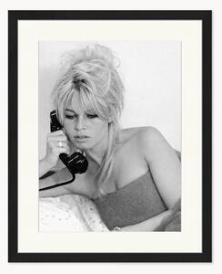 Ręcznie wykonana oprawiona fotografia Brigitte on The Phone