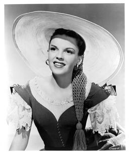 Fotografia Judy Garland In 'The Pirate', Archive Photos