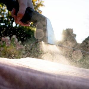 Odkurzacz piorący KARCHER SE 3-18 Compact 1.081-506.0 do usuwania plam