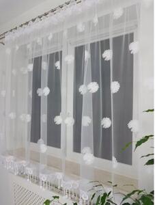 Firana gotowa z siateczki z haftowanymi stokrotkami 300x150 cm