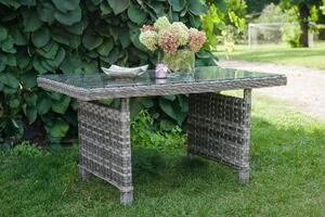 Stół ogrodowy z szarego technorattanu DIVINO