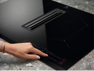 Płyta indukcyjna z okapem ELECTROLUX ECC8344