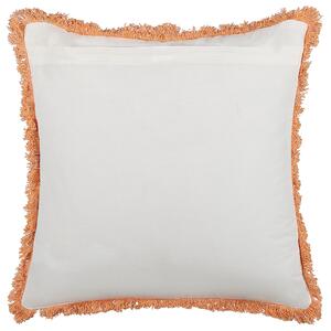 Poduszka dekoracyjna bawełna 45 x 45 cm z frędzlami biało-pomarańczowa Sativus Beliani