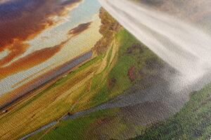 Obraz majestatyczny wodospad na Islandii