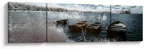 Obraz - Drewniane łodzie na jeziorze (170x50 cm)