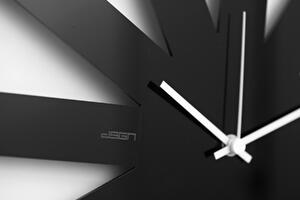 Średniej wielkości zegar ścienny, czarny plastik 40x30cm: Black Star | atelierDSGN