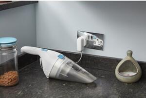 Odkurzacz ręczny BLACK&DECKER NVC115JL