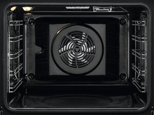 Piekarnik ELECTROLUX LOC8H39WZ Seria 700 MealAssist SteamCrisp Elektryczny parowy Czarny A+