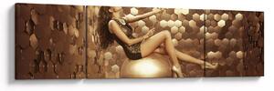 Obraz kobiety w złotym pokoju (170x50 cm)