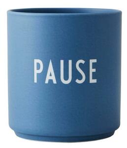 Niebieski porcelanowy kubek Design Letters Favourite Pause