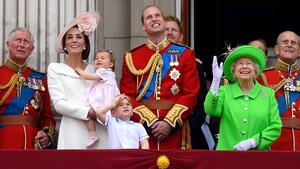 Fotografia Trooping The Colour 2016 - Queen Elizabeth II's annual birthday parade, Ben A. Pruchnie