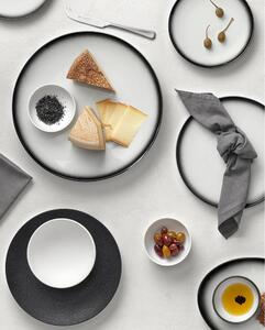 Czarny ceramiczny talerz Maxwell & Williams Caviar, 35x25 cm
