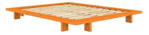 Pomarańczowe łóżko dwuosobowe z litego drewna sosnowego bez zagłówka ze stelażem 140x200 cm Japan – Karup Design