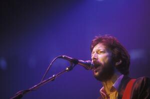 Fotografia British guitarist singer and songwriter Eric Clapton Rome Palaeur 1987