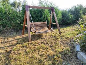 Drewniana huśtawka ogrodowa wolnostojąca dla dzieci Magis 5X - orzech