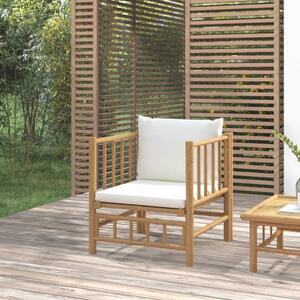 Sofa ogrodowa, kremowe poduszki, bambus