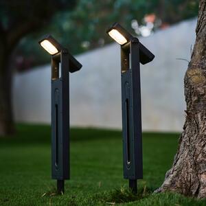 Lumisky Lampa cokołowa LED na podstawce z panelem słonecznym Brity, czarna, kołkiem Brity, czarny, tworzywo sztuczne, nowoczesny