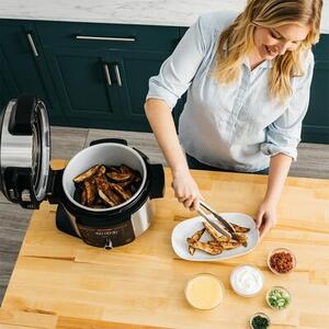 Multicooker NINJA Foodi SmartLid OL550EU z możliwością funkcjonalności AirFryera
