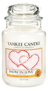 Świeczka zapachowa Yankee Candle Śnieżna Miłość, 110 h