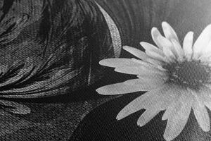 Obraz kwiaty na czarno-białym tle