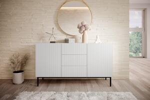Komoda Nicole 150 cm z szufladami i ryflowanym frontem - biały mat / czarne nóżki