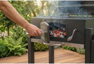 Grill ogrodowy węglowy GÖTZE & JENSEN GG710 z kominem, żeliwny ruszt, termometr, kółka