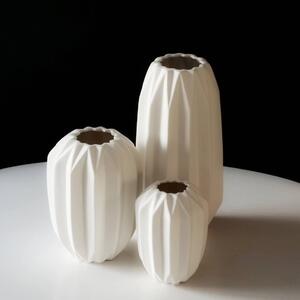 Biały Dekoracyjny Wazon Ceramiczny Ozdobny Karbowany Milano - 21cm