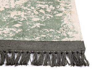 Vintage dywan z wiskozy z frędzlami 140 x 200 cm zielony z beżowym Akarsu Beliani