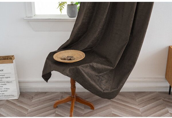 Zaciemniająca zasłona LOOM VELVET 140x250 cm, brązowa Zawieszanie: Metalowe pierścienie