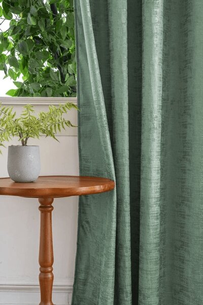 Zaciemniająca zasłona LOOM VELVET 140x250 cm, zielona Zawieszanie: Metalowe pierścienie