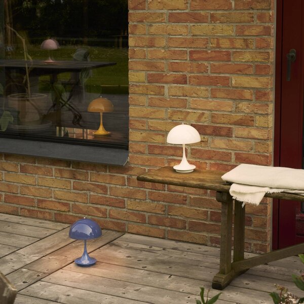 Louis Poulsen Lampa akumulatorowa Panthella PORTABLE 160 V3 opalowo-biała 160, możliwość ściemniania, biały / opal, salon / jadalnia, tworzywo sztuczne, design
