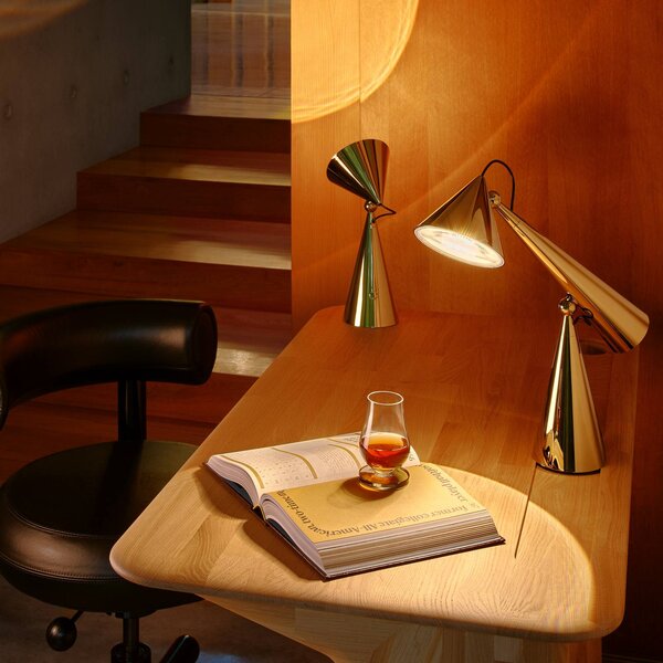 Tom Dixon Lampa stołowa design Pose Task Light, możliwość ściemniania, mosiężny / złoty, salon / jadalnia, tworzywo sztuczne, design