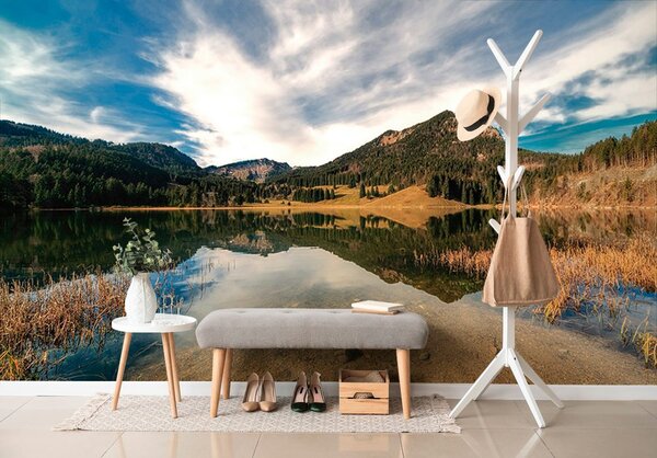 Fototapeta jezioro pod wzgórzami