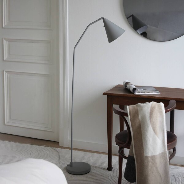 Markslöjd Lampa stojąca LED Funil, możliwość ściemniania, aluminiowy / szary / cynkowy, salon / jadalnia, metal, nowoczesny