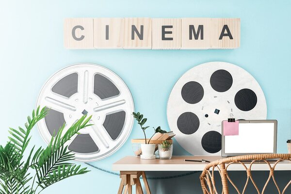 Tapeta taśma filmowa