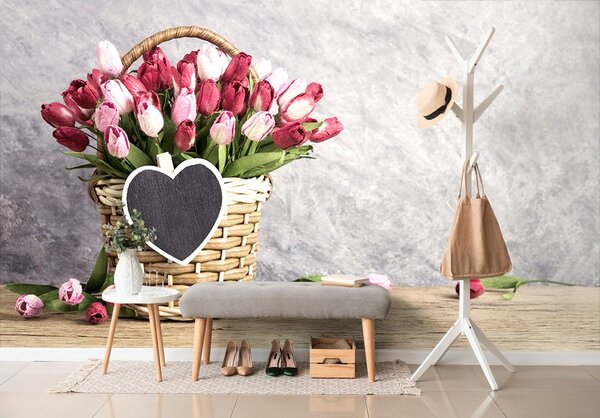 Fototapeta tulipany w drewnianym koszu