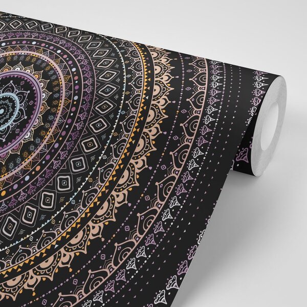 Tapeta Mandala z wzorem słońca w fioletowych odcieniach