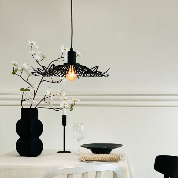 Dyberg Larsen Lampa wisząca designerska Flora, możliwość ściemniania, czarny, salon / jadalnia, metal, design