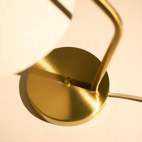 GUBI Lampa stołowa design Gräshoppa, aluminiowy / szary / cynkowy, salon / jadalnia, tkanina / materiał / jedwab, design