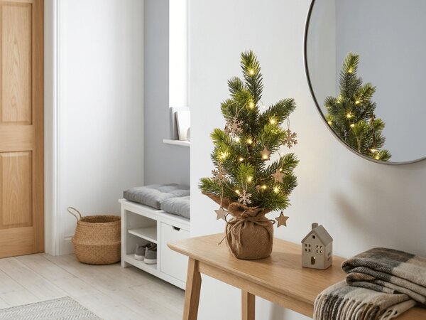 Sztuczna choinka LITTLE SPRUCE z oświetleniem LED, 37 cm