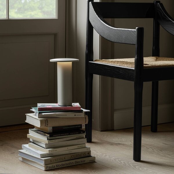 FRITZ HANSEN Lampa stołowa LED Solae, możliwość ściemniania, aluminiowy / szary / cynkowy, salon / jadalnia, aluminium, nowoczesny