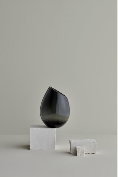 Zielony szklany wazon Blomus Raindrop, wys. 24 cm