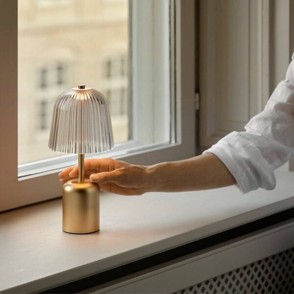 Nuura Aps Lampa stołowa LED z akumulatorem Asteea, kolor mosiężny, wysokość 27 cm możliwość ściemniania, mosiężny / złoty, salon / jadalnia, metal, nowoczesny