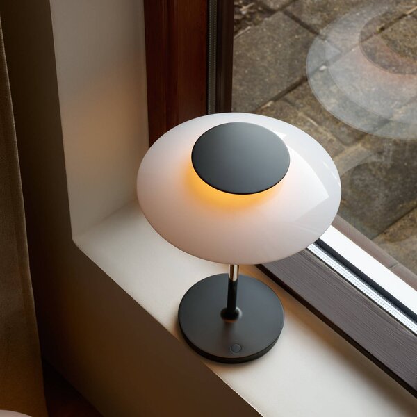 Louis Poulsen LED-Akkutischlampe PH 80, biały/czerwony/chrom IP44 możliwość ściemniania, aluminiowy / szary / cynkowy, salon / jadalnia, aluminium, skandynawski