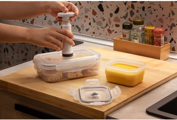 Zestaw 3 pojemników próżniowych na żywność z pompką Compactor Food Saver