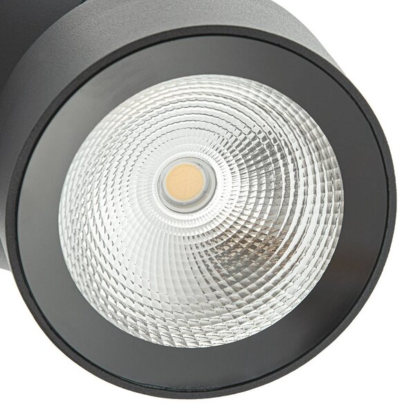 Lindby Reflektor sufitowy LED Nolivar, czarny, Ø 9 cm, IP54 Nolivar, czarny, łazienka, aluminium, nowoczesny
