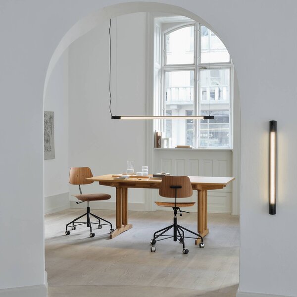 GEJST Kinkiet designerski Radent, możliwość ściemniania, czarny, salon / jadalnia, metal
