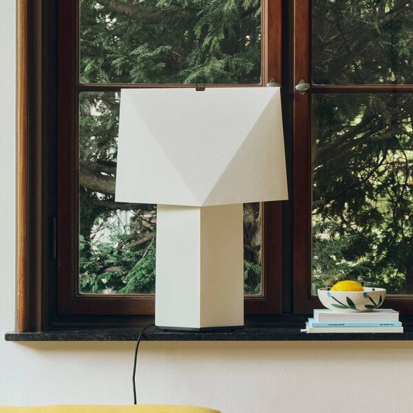 HAY Lampa stołowa Aplat, biały / opal, salon / jadalnia, papier / lunolit / lunopal, nowoczesny