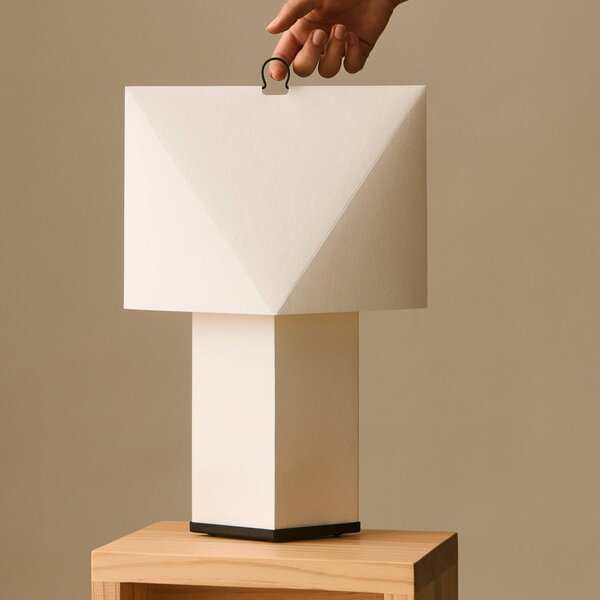 HAY Lampa stołowa Aplat, biały / opal, salon / jadalnia, papier / lunolit / lunopal, nowoczesny