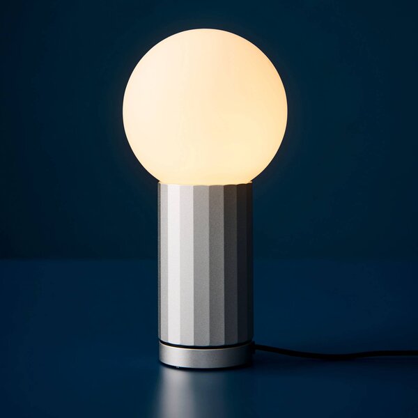 HAY Lampa stołowa TURN ON, możliwość ściemniania, aluminiowy / szary / cynkowy, salon / jadalnia, szkło, nowoczesny
